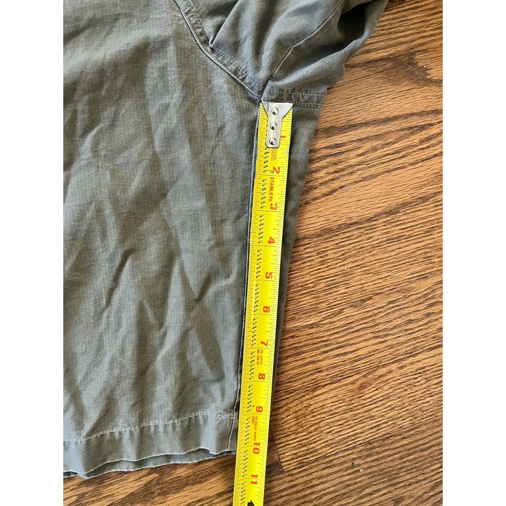 KUHL Dry Cargo Shorts Pockets Adjustable Waist Khaki Green Outdoor Men's Medium - Picture 8 of 8